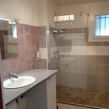 Eglantine Maison Individuelle Au Coeur De Tatil Evi Loudenvielle